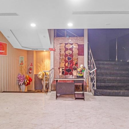 Hotel Collection O Seven Heaven Neu-Delhi Exterior foto