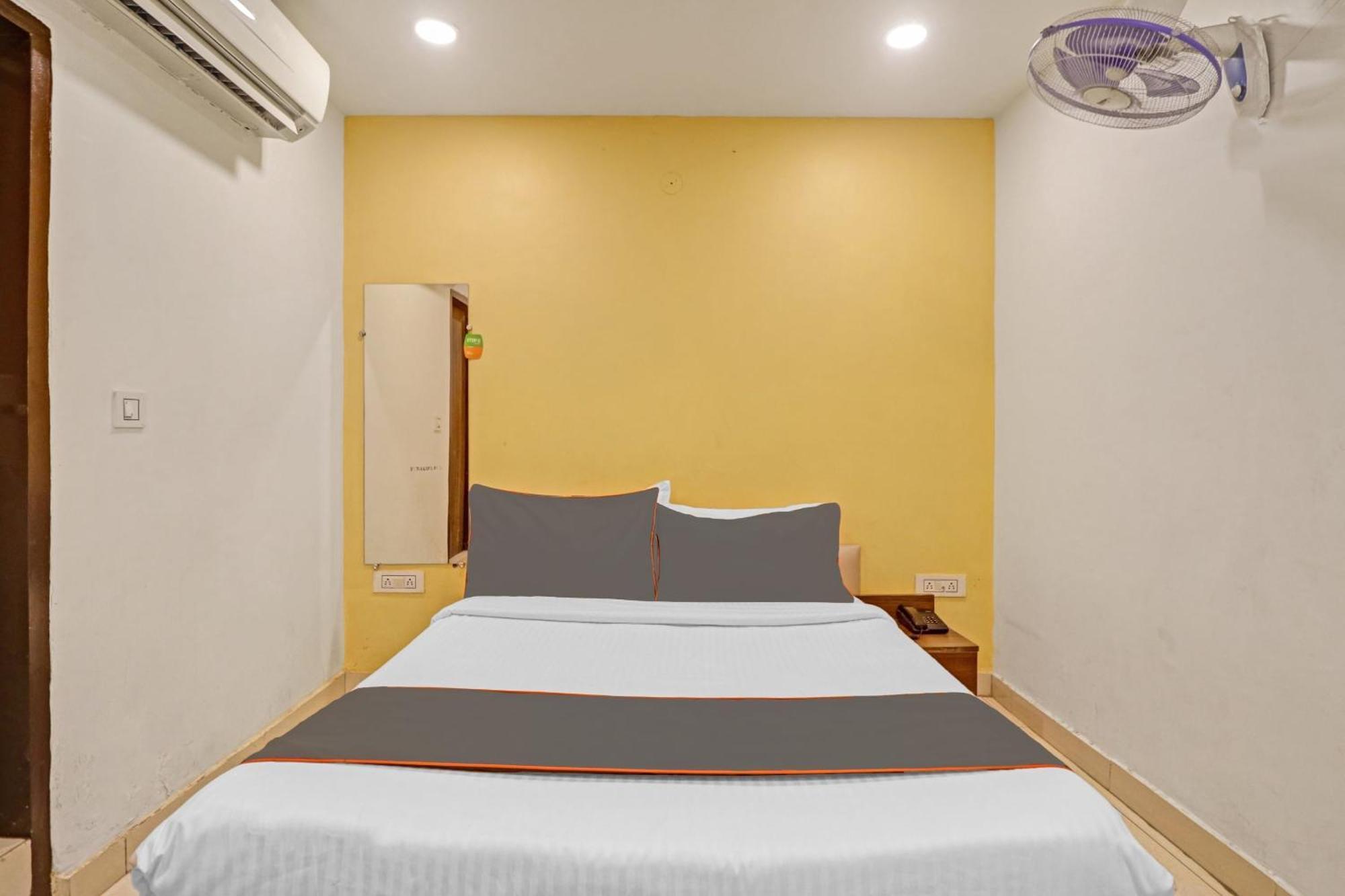 Hotel Collection O Seven Heaven Neu-Delhi Exterior foto