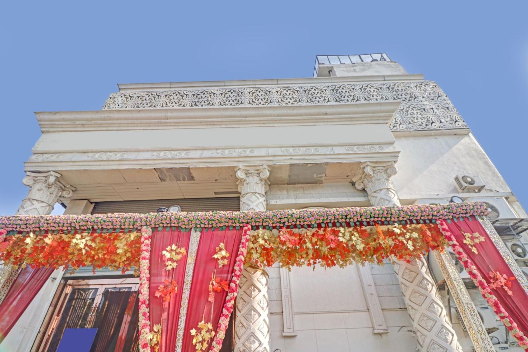 Hotel Collection O Seven Heaven Neu-Delhi Exterior foto